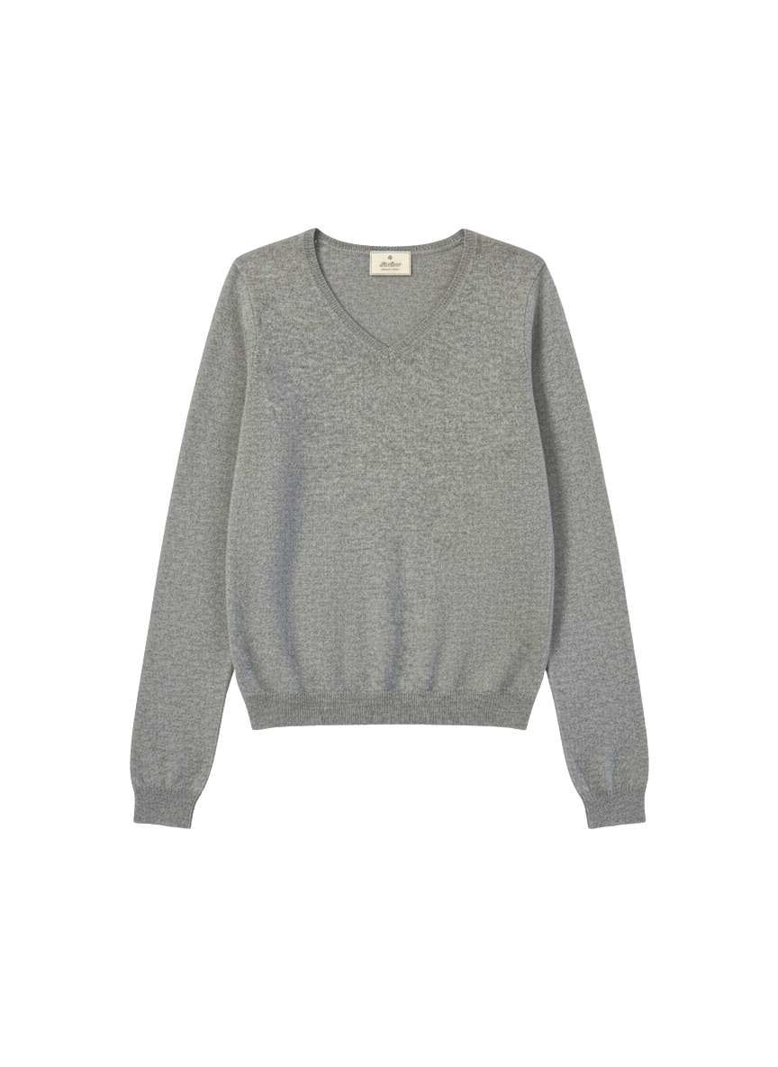 THE ESSENTIAL V-NECK