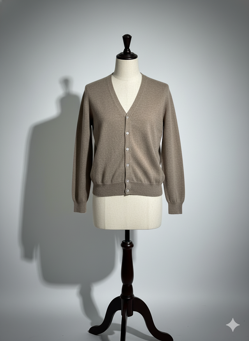 THE TEXTURED V-NECK CASHMERE CARDIGAN