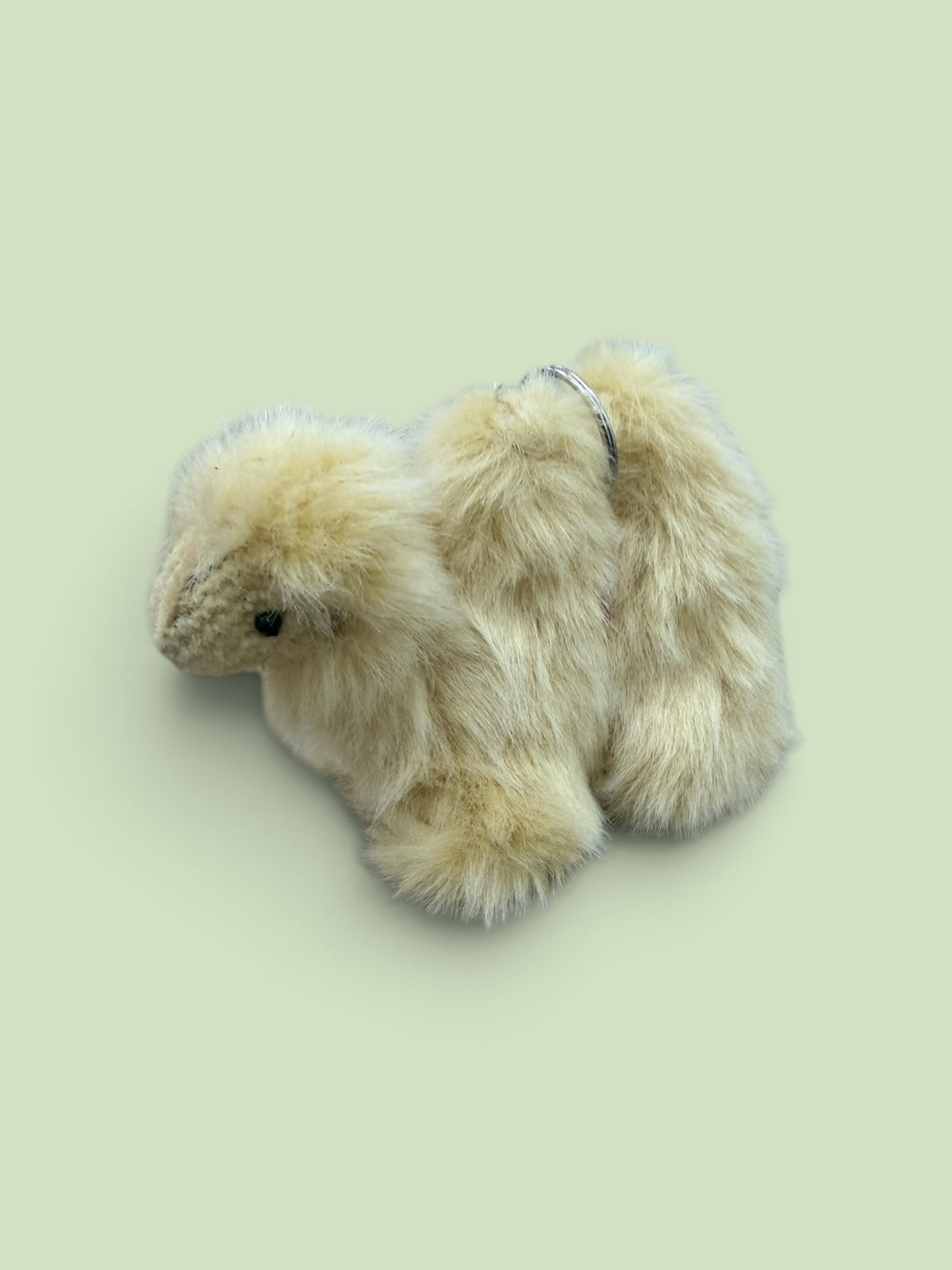 Beige natural wool camel-shaped keychain